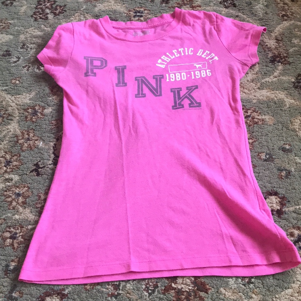 Short sleeve  VS pink shirt